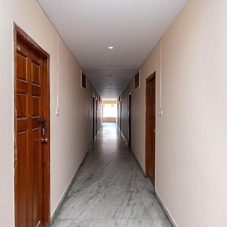 Hôtel Oyo 38559 Ramana Residency à Tiruvannāmalai Extérieur photo