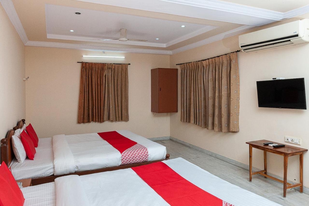 Hôtel Oyo 38559 Ramana Residency à Tiruvannāmalai Extérieur photo