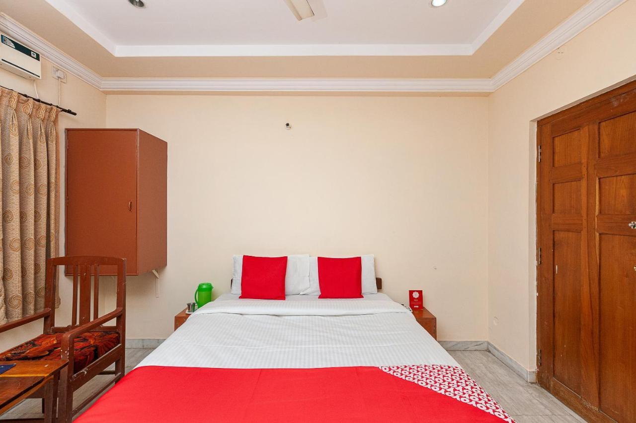 Hôtel Oyo 38559 Ramana Residency à Tiruvannāmalai Extérieur photo